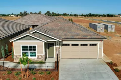 Exterior - 1165 Nicklaus Rd, Galt, CA 95632 photo 10 of 28