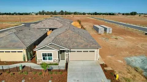 Other - 1165 Nicklaus Rd, Galt, CA 95632 photo 1 of 25