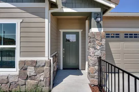 Exterior - 1165 Nicklaus Rd, Galt, CA 95632 photo 3 of 28