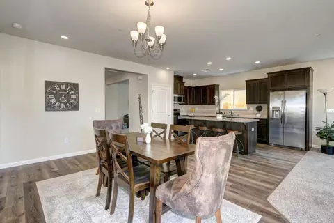 Dining - 1165 Nicklaus Rd, Galt, CA 95632 photo 2 of 9