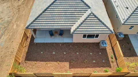 Exterior - 1165 Nicklaus Rd, Galt, CA 95632 photo 11 of 28