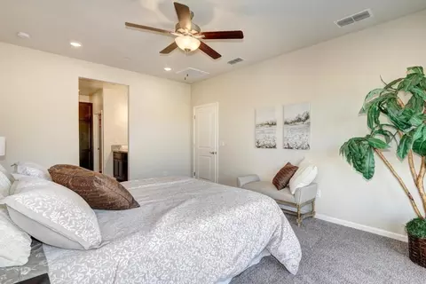 Bedroom - 1165 Nicklaus Rd, Galt, CA 95632 photo 5 of 5