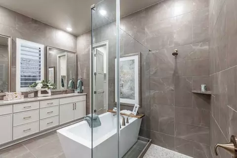 Bath - 4813 Triadic Ln, Prosper, TX 75078 photo 3 of 5