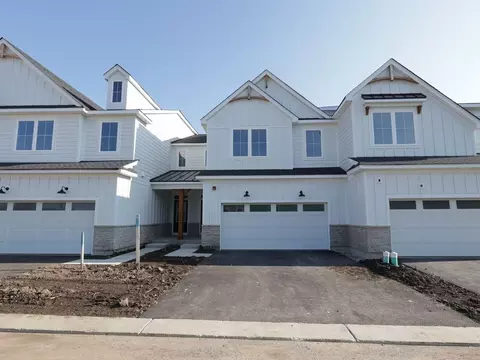 303 Avondale Ln, Lincolnshire, IL 60069