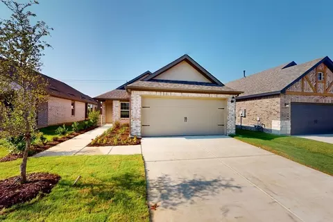 Exterior - 6517 Adderly Rd, Pilot Point, TX 76258 photo 4 of 12