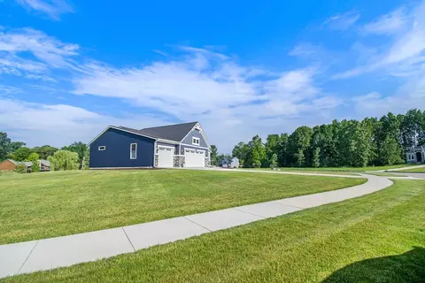 Exterior - Tormiston Drive, Haslett, MI 48840 photo 8 of 11