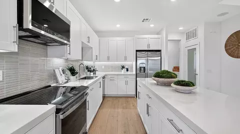 Kitchen - Avalon Blvd & E 213th St, Carson, CA 90745 photo 2 of 3
