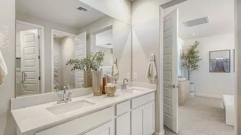 Bath - 18610 W Hiddenview, Goodyear, AZ 85338 photo 2 of 5