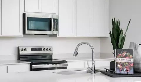 Kitchen - 26834 Farina Dr, Menifee, CA 92585 photo 2 of 2