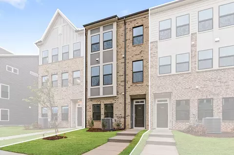 786 Ballyneal Aly, Cary, NC 27513