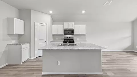 Kitchen - 1935 Jackson St, Cleburne, TX 76033 photo 1 of 5