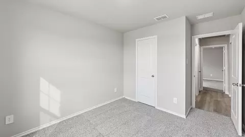 Bedroom - 1935 Jackson St, Cleburne, TX 76033 photo 3 of 10