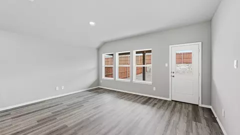 Living - 1935 Jackson St, Cleburne, TX 76033 photo 1 of 2