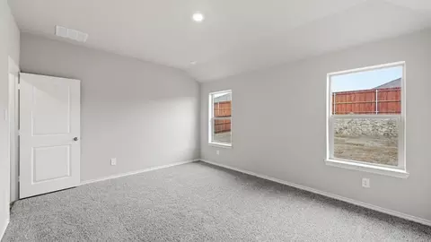 Bedroom - 1935 Jackson St, Cleburne, TX 76033 photo 2 of 10
