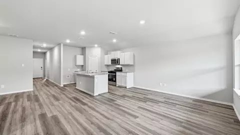 Living - 1935 Jackson St, Cleburne, TX 76033 photo 2 of 2