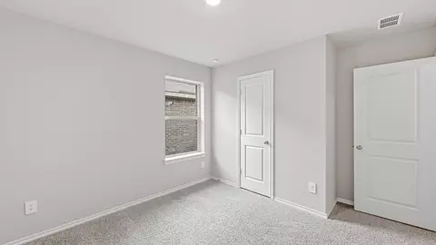Bedroom - 1935 Jackson St, Cleburne, TX 76033 photo 4 of 10