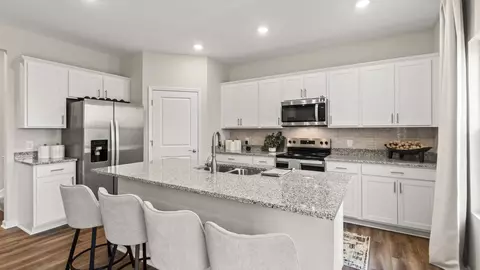 Kitchen - 2119 Hackberry St, Springfield, OH 45505 photo 1 of 11