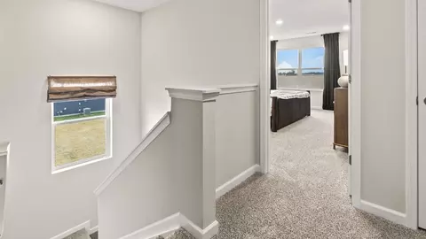 Entry Way - 2119 Hackberry St, Springfield, OH 45505 photo 2 of 9