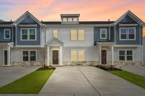 Exterior - 309 Stonyway Ln, Easley, SC 29640 photo 4 of 12