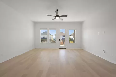 129 Bishop Wood Rd, Dripping Springs, TX 78620