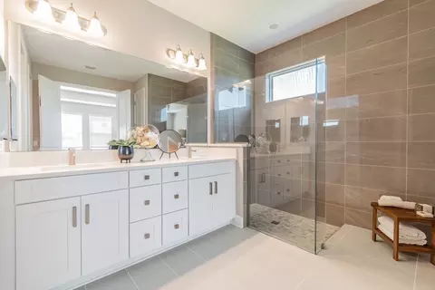 Bath - 5328 Teirgarten St, Saint Cloud, FL 34771 photo 1 of 3