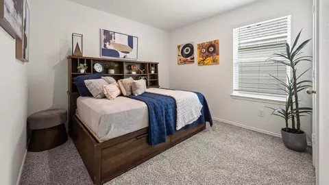 Bedroom - 9211 Wernecke Rd, Rosenberg, TX 77471 photo 3 of 4