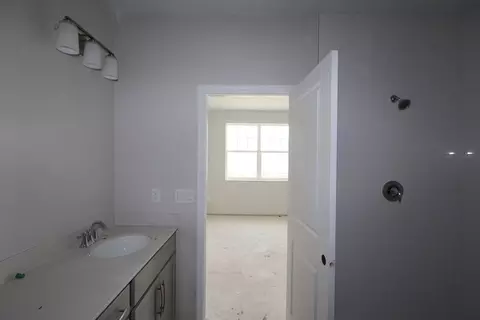Bath - 1342 Mount Royal Dr, Saint Cloud, FL 34771 photo 1 of 5