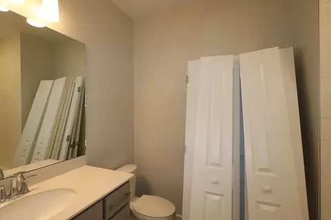 Bath - 1342 Mount Royal Dr, Saint Cloud, FL 34771 photo 3 of 5