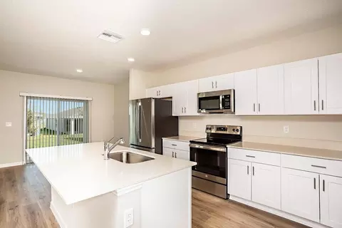 853 Sand Sea Pl, Haines City, FL 33844