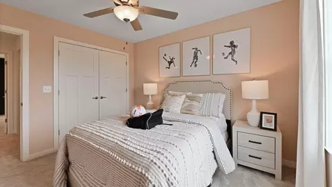 Bedroom - 3301 Greycliff Trl, Franklin, OH 45005 photo 11 of 13
