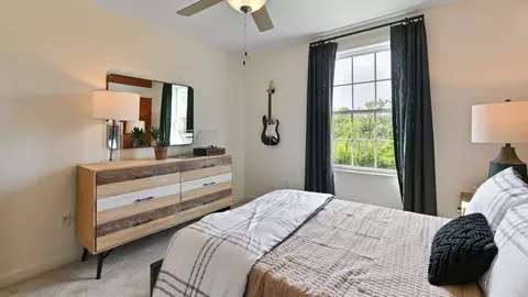 Bedroom - 3301 Greycliff Trl, Franklin, OH 45005 photo 6 of 13