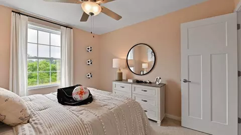 Bedroom - 3301 Greycliff Trl, Franklin, OH 45005 photo 10 of 13