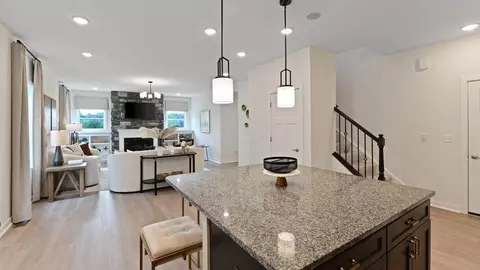 Entry Way - 3301 Greycliff Trl, Franklin, OH 45005 photo 2 of 8