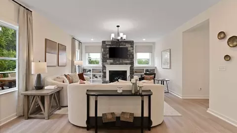 Living - 3301 Greycliff Trl, Franklin, OH 45005 photo 1 of 5