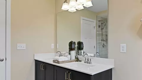 Bath - 3301 Greycliff Trl, Franklin, OH 45005 photo 5 of 11