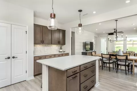 Kitchen - 137 Perth Cv, Bastrop, TX 78602 photo 3 of 6