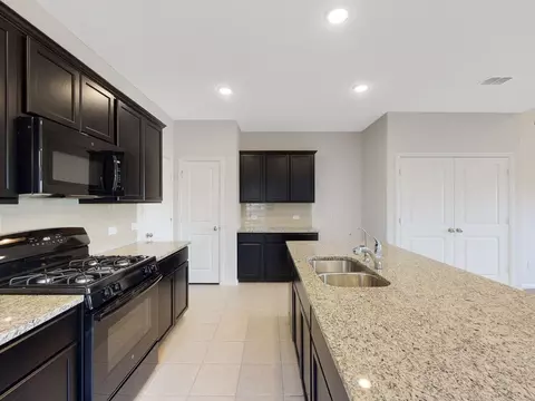 Kitchen - 6517 Adderly Rd, Pilot Point, TX 76258 photo 1 of 3