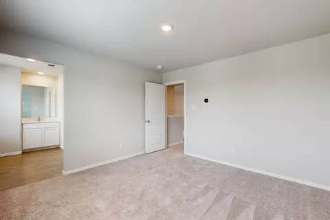 Bedroom - 6517 Adderly Rd, Pilot Point, TX 76258 photo 4 of 5