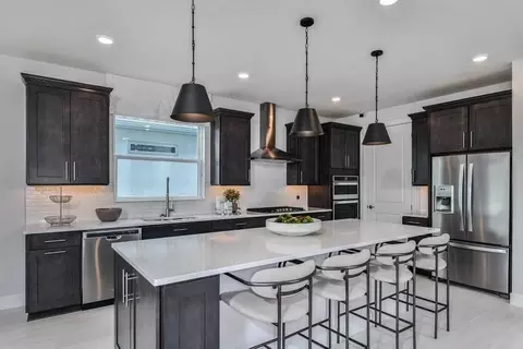 Kitchen - 4910 Twin Lakes Blvd, Saint Cloud, FL 34772 photo 2 of 10