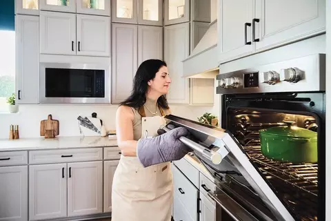 Kitchen - 1127 Sirockham Blvd, Bulverde, TX 78163 photo 3 of 5