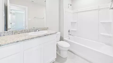 Bath - 146 Grazin Ct, Duson, LA 70529 photo 3 of 3