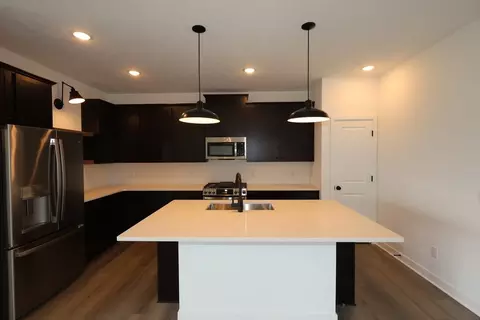 Kitchen - 7747 Hank Dr, Springfield, OH 43528 photo 2 of 3
