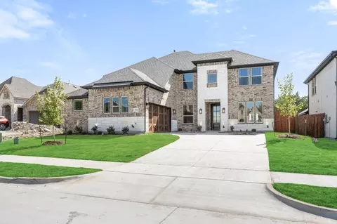 938 Cardinal Dr, Midlothian, TX 76065