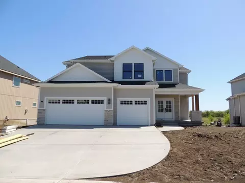 16507 Ingalls St, Gardner, KS 66030