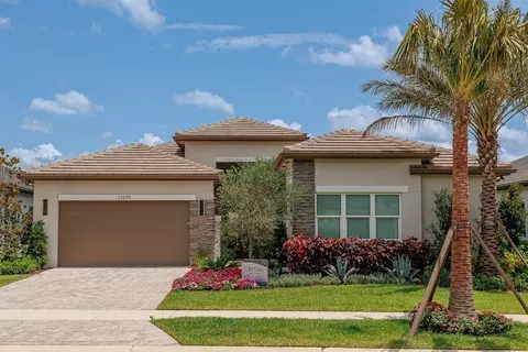 32555 Murano Ct, Wesley Chapel, FL 33543