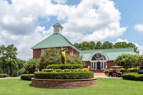 Exterior - 224 Forest Valley Dr, Spring Lake, NC 28390 photo 6 of 10