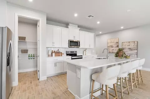 Kitchen - 5018 123rd Ave E, Parrish, FL 34219 photo 2 of 3