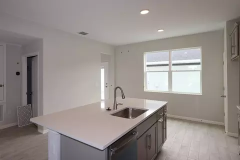 Kitchen - 1369 Hyde St, Saint Cloud, FL 34771 photo 3 of 5