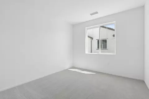 Bedroom - 16063 W Preserve Loop, Chino, CA 91708 photo 5 of 10