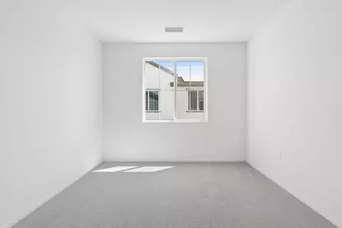 Bedroom - 16063 W Preserve Loop, Chino, CA 91708 photo 6 of 10